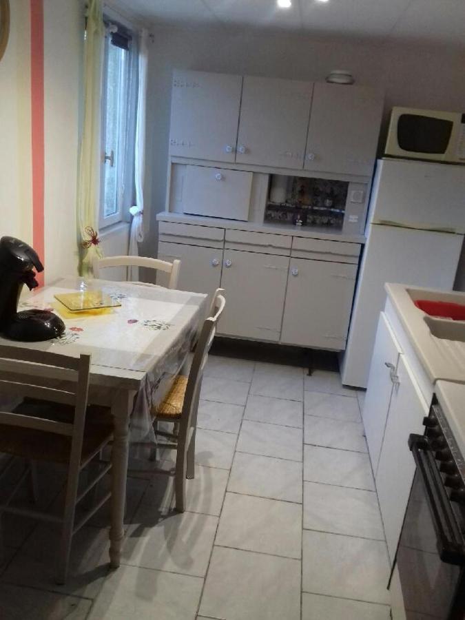 Chez Marie France Apartment Saint-Paulien Bagian luar foto